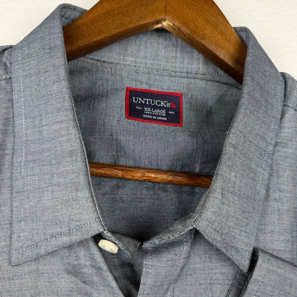 UNTUCKit Men's XXL Blue/Gray Chambray Long Sleeve Button Up Shirt - Picture 5 of 9